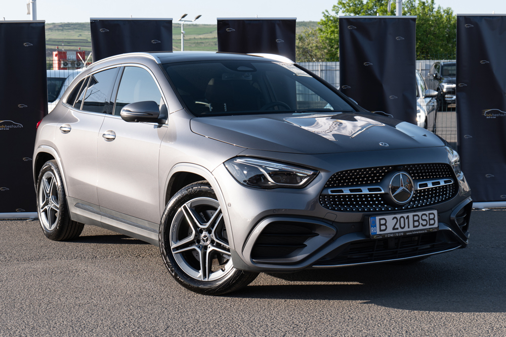 Mercedes-Benz GLA 250 4Matic 4x4 Automatico AMG Line